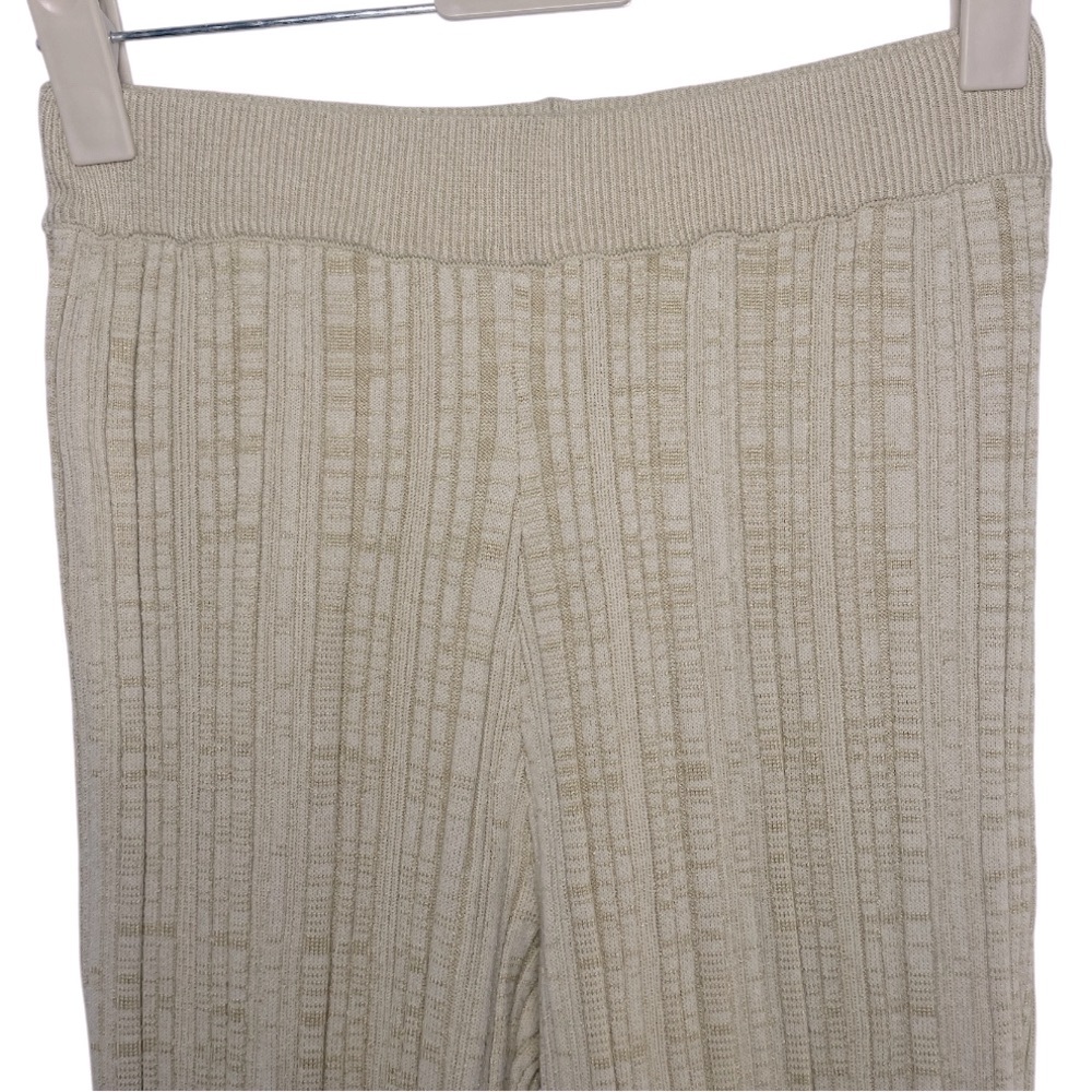 POL Ribbed Flare Legging in Oatmeal - Picture 4 of 6